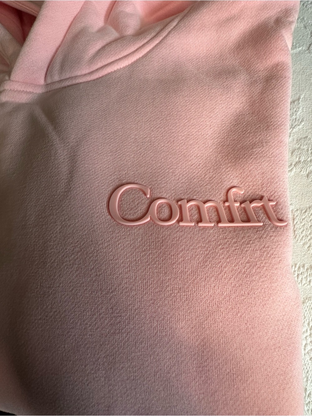 SALE!!   NWT Comfort Minimalist Petal Pink Hoodie with Front Pocket - Picture 4 of 5